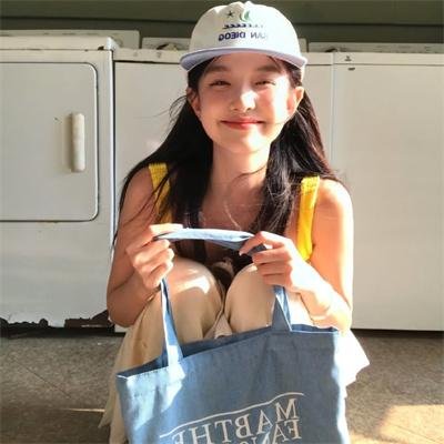 前程似锦的女孩